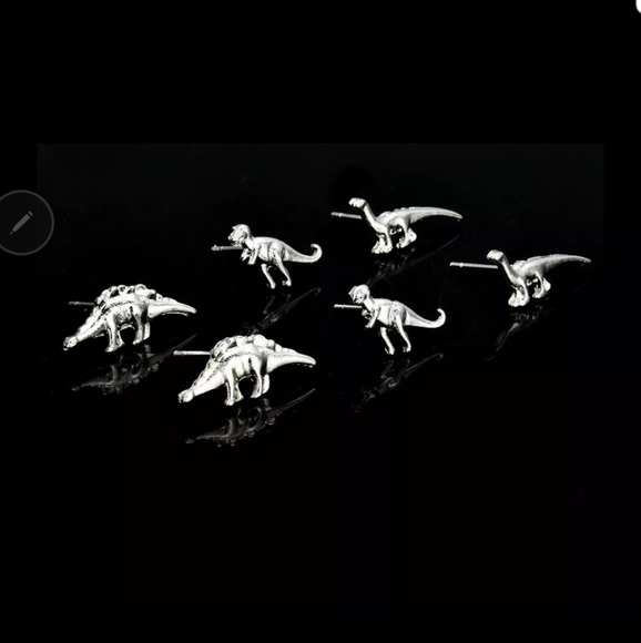 Set of 3 dinosaur earrings 🦕🦖 - Picture 5 of 5